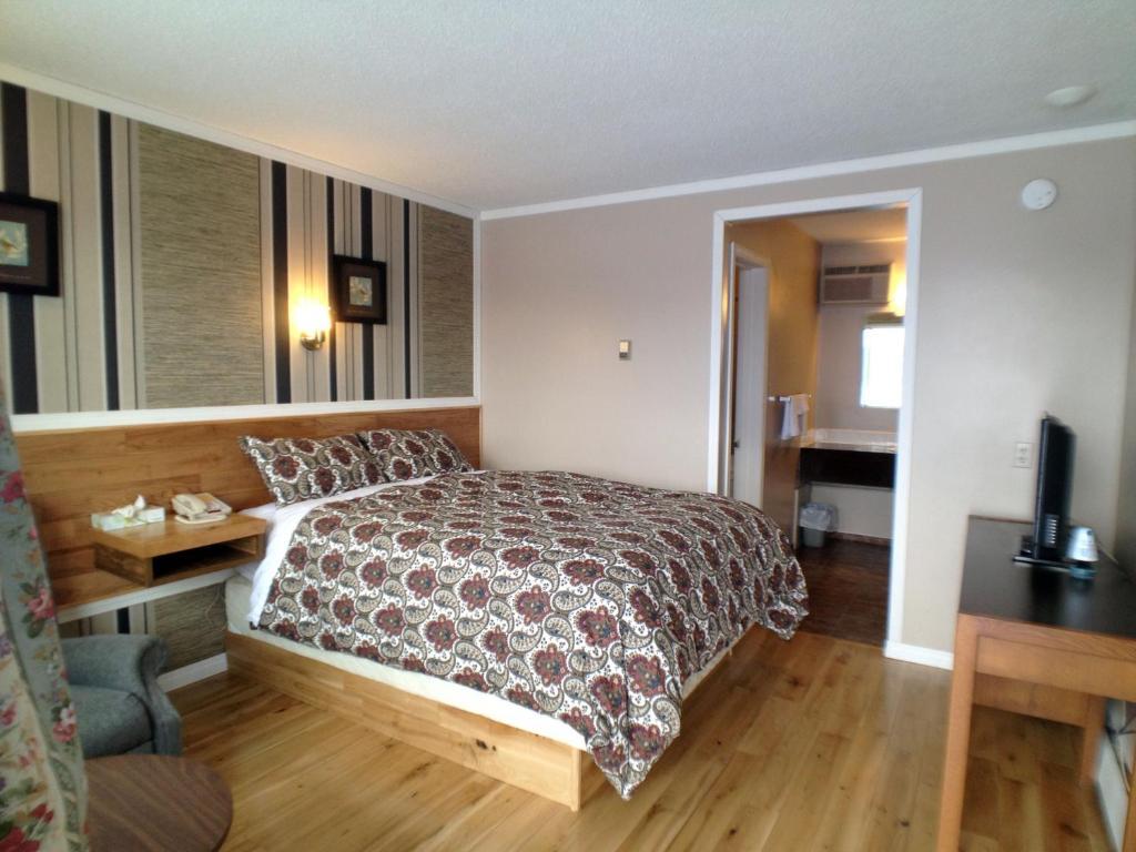 Galaxy Motel St. Paul Екстер'єр фото